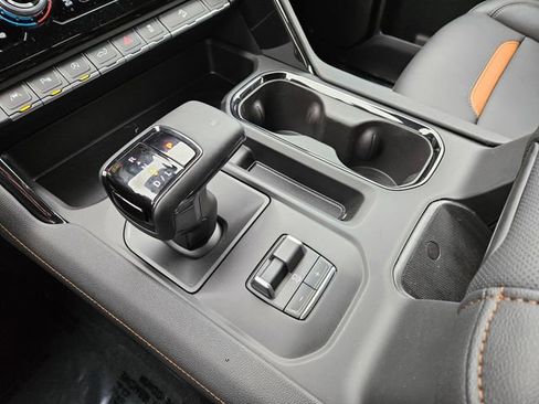 New 2026 GMC Sierra 1500 AT4 w/ Technology Package AWD/4WD image 24