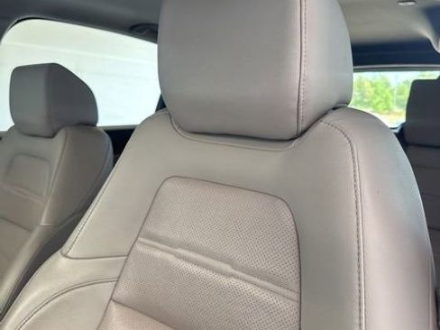 Used 2019 Honda CR-V EX-L image 3