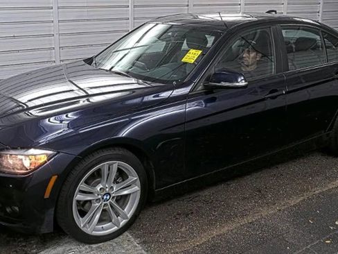 Used 2016 BMW 320i xDrive Sedan image 1