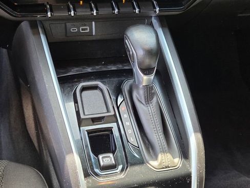 Used 2023 Chevrolet Colorado LT w/ LT Convenience Package image 23