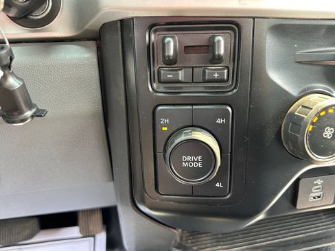 Used 2023 Ford F250 XL w/ STX Appearance Package AWD/4WD image 35