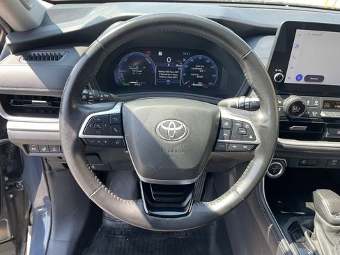 Certified 2024 Toyota Grand Highlander AWD Hybrid image 16