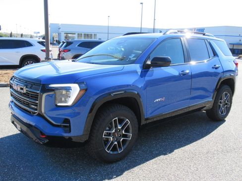 Used 2026 GMC Terrain AT4 w/ Convenience Package III AWD/4WD image 3