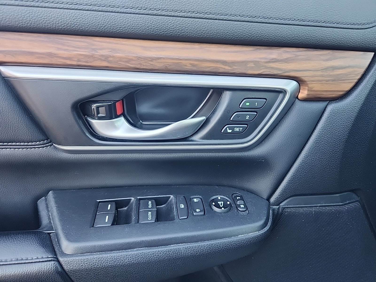 Used 2020 Honda CR-V EX-L image 19