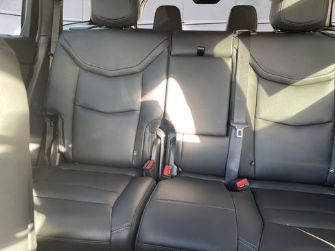 New 2025 Cadillac XT6 Luxury image 14