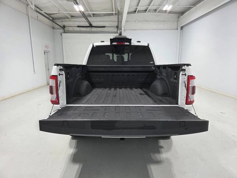Used 2022 Ford F150 Lariat w/ FX4 Off-Road Package AWD/4WD image 8
