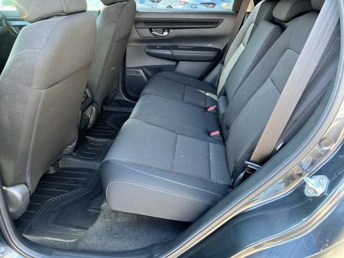Used 2023 Honda CR-V LX image 3
