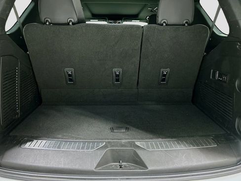 Used 2022 Chevrolet Tahoe RST w/ Sport Performance Package image 28