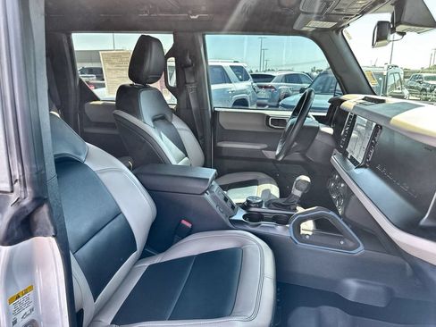 Used 2022 Ford Bronco Wildtrak AWD/4WD image 31