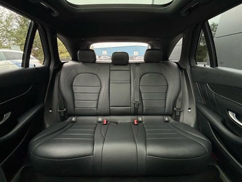 Used 2018 Mercedes-Benz GLC 300 4MATIC image 54
