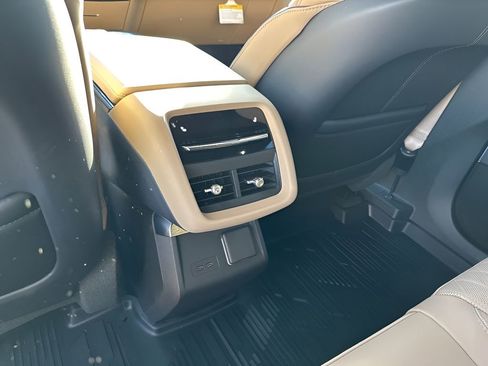 New 2026 Cadillac Lyriq Signature Luxury image 21