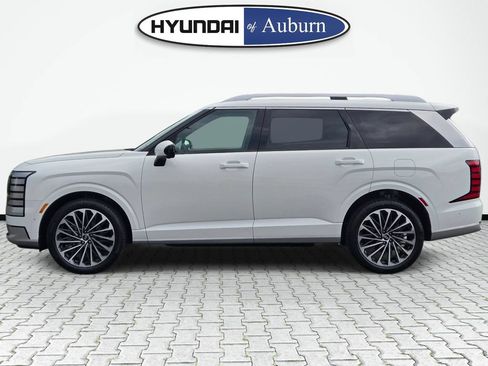 Certified 2026 Hyundai Palisade Calligraphy FWD image 10