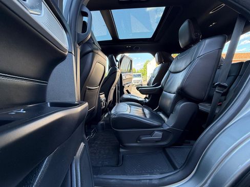 Used 2020 Ford Explorer ST w/ Premium Technology Package AWD/4WD image 21