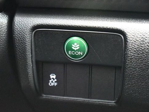 Used 2017 Honda Accord Sport image 46