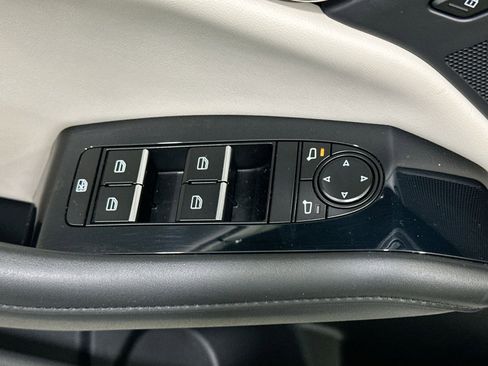 Used 2021 MAZDA MAZDA3 s image 16