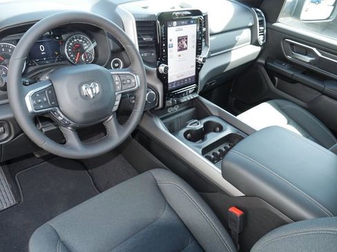 Used 2026 RAM 1500 Big Horn AWD/4WD image 16