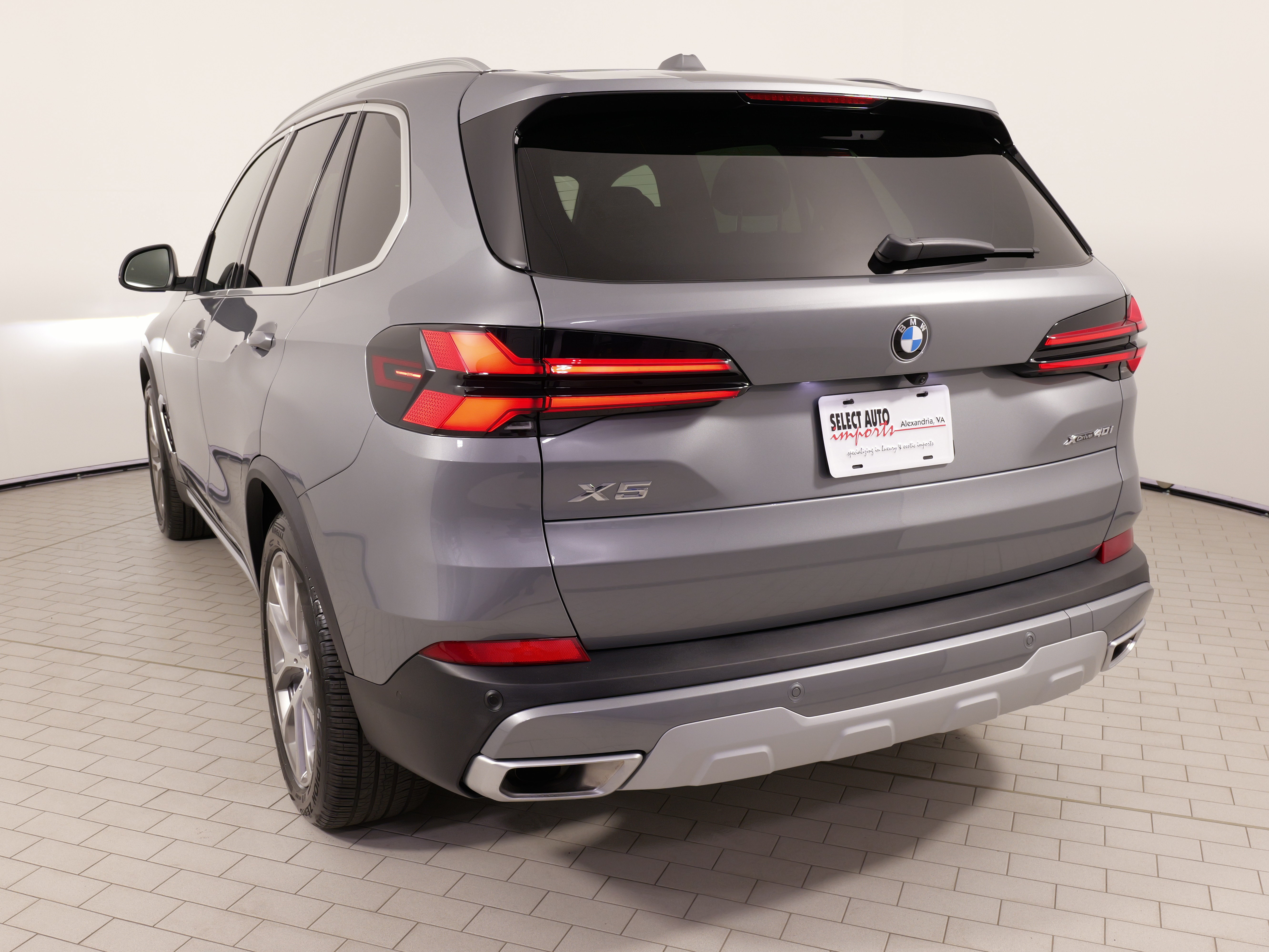 Used 2026 BMW X5 xDrive40i AWD/4WD image 13