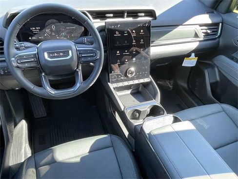 New 2026 GMC Terrain AT4 w/ Convenience Package III image 2