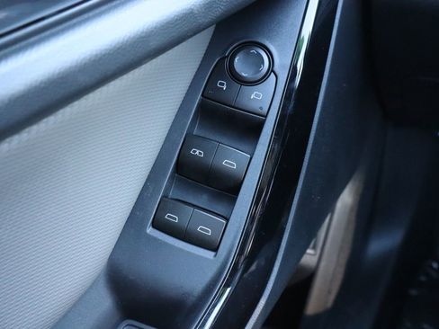 New 2026 Chevrolet Equinox LT image 16