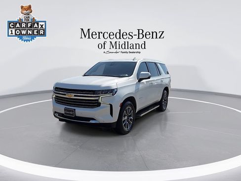 Used 2022 Chevrolet Tahoe LT w/ Luxury Package AWD/4WD image 4