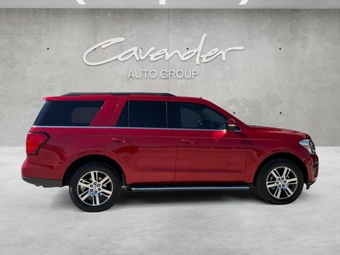 Certified 2022 Ford Expedition XLT image 17