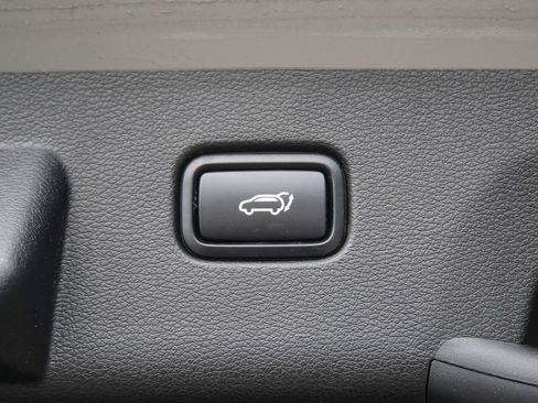 Used 2023 Kia Sportage SX image 15