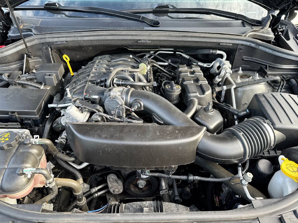 Used 2025 Dodge Durango GT AWD/4WD image 26