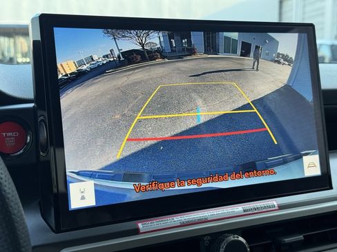 Used 2024 Toyota Tacoma TRD Sport image 25