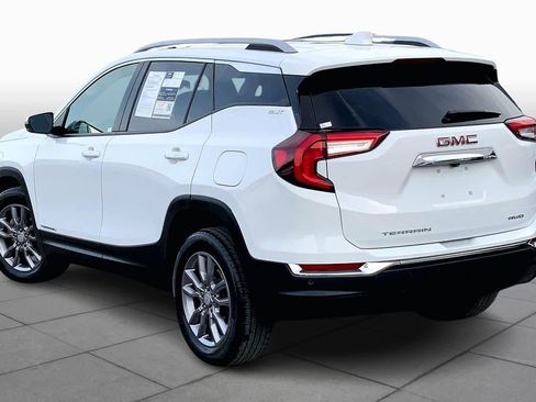 Used 2022 GMC Terrain SLT image 10
