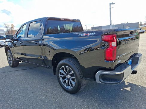 Used 2023 Chevrolet Silverado 1500 LT image 4