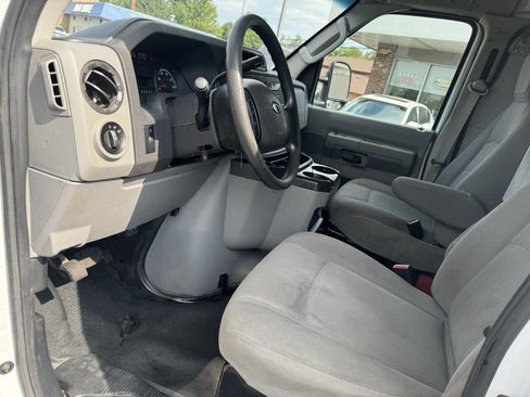 Used 2014 Ford E-150 and Econoline 150 w/ Commercial Cargo Van Package image 26