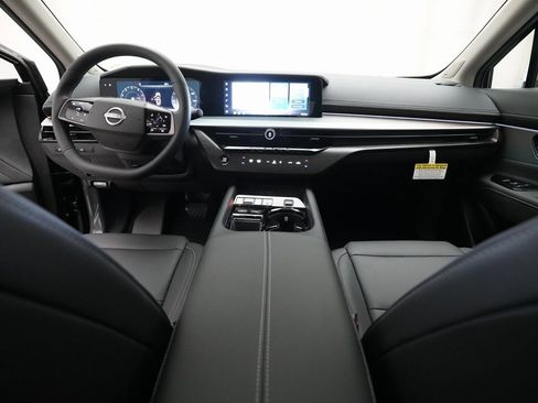 Certified 2025 Nissan Murano SL w/ Cargo Package image 5