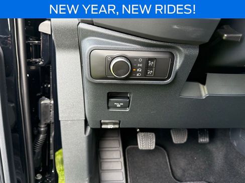 New 2025 Ford Bronco 2-Door image 5