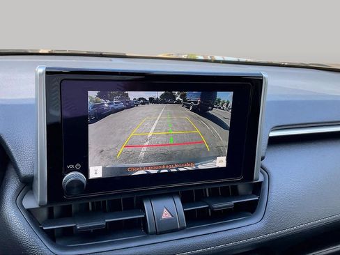 Certified 2025 Toyota RAV4 XLE AWD/4WD image 25