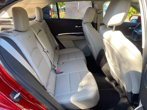 Used 2021 Cadillac XT4 Luxury w/ Cold Weather Package image 26