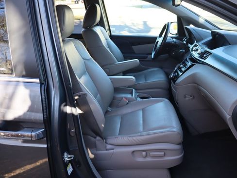 Used 2011 Honda Odyssey EX-L image 24
