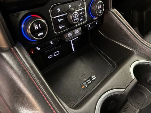 Used 2022 Chevrolet Tahoe RST w/ Luxury Package image 40