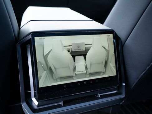 Used 2024 Tesla Cybertruck AWD Crew Cab image 38