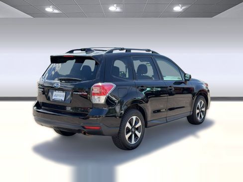 Used 2018 Subaru Forester 2.5i Premium AWD/4WD image 9