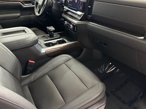 Used 2022 GMC Sierra 1500 Elevation w/ Elevation Premium Package RWD image 28