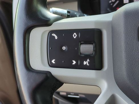 Used 2020 Land Rover Defender 110 S image 11