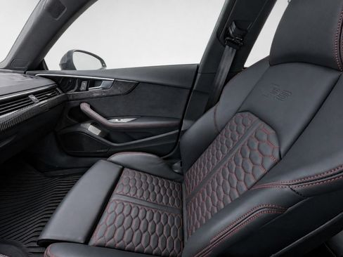 Used 2025 Audi RS 5 Sportback AWD/4WD image 18