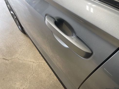 Used 2024 Honda CR-V EX-L image 9