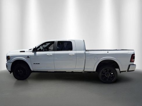 Used 2021 RAM 2500 Limited w/ Night Edition AWD/4WD image 4