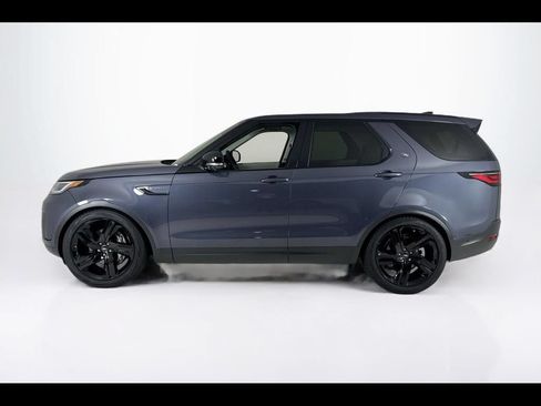 Used 2024 Land Rover Discovery S AWD/4WD image 2