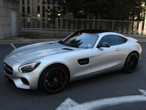 Used 2016 Mercedes-Benz AMG GT S image 17
