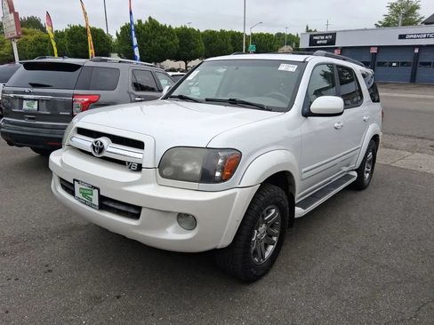 Used 2006 Toyota Sequoia Limited AWD/4WD image 1