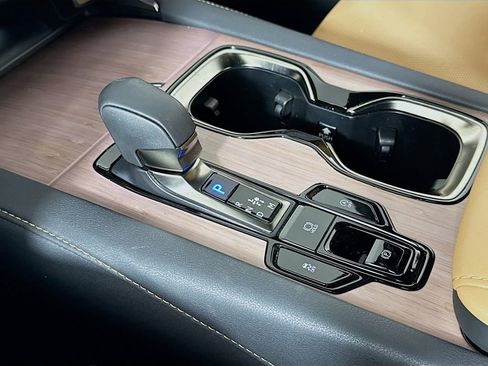 Used 2025 Lexus RX 350 Premium w/ Accessory Package (Z1) FWD image 17