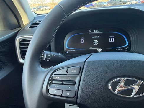 Certified 2026 Hyundai Venue SEL image 17