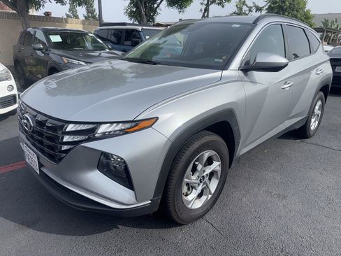 Used 2024 Hyundai Tucson SEL image 1